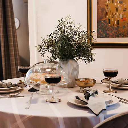 Inspiration Source With Balcony Old Town * Belgrado