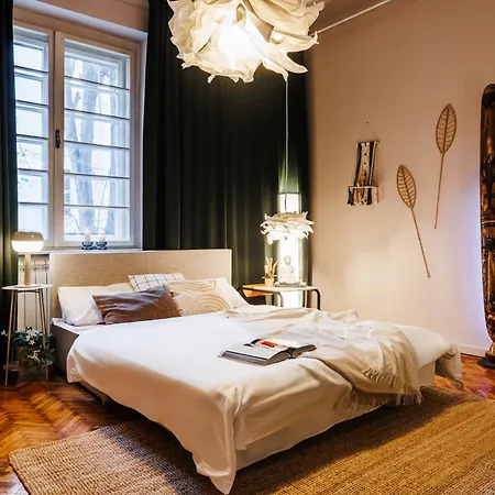 Inspiration Source With Balcony Old Town アパート