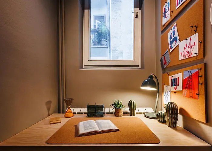 Inspiration Source With Balcony Old Town Belgrado