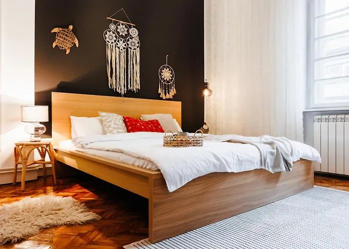 Inspiration Source With Balcony Old Town * Belgrado